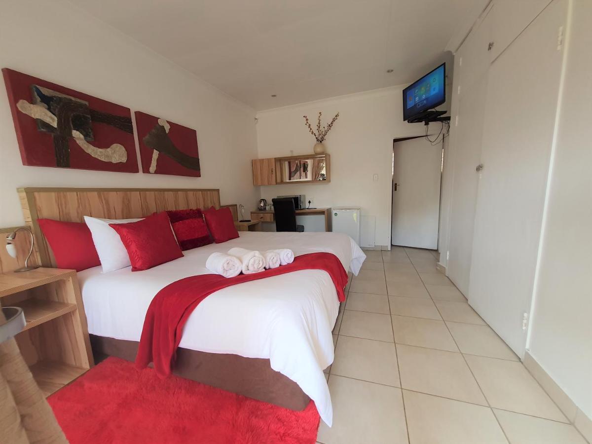 The Lionfish Guesthouse Pretoria-Noord Exteriér fotografie